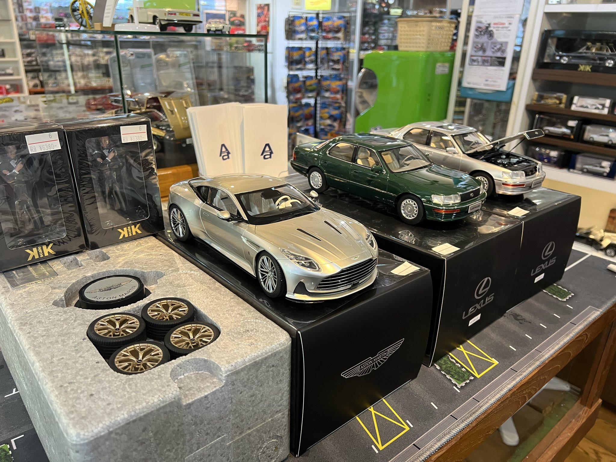リトルレガード | 本日の入荷です！アストンマーチンかっこいい