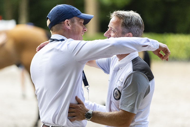 "Homerun" für Oranje-Reiter in der Longines League of Nations in Rotterdam. Team Germany auf dem siebten und letzten Platz. zurl.co/atKk1
#showjumping #nationenpreis #Longines #LLN