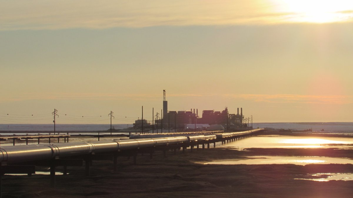 AOGA's tweet image. The Midnight Sun isn’t the only thing that doesn’t quit.☀️
Our teams on the Slope are running on sunlight, coffee, and a whole lot of grit. Cheers to the solstice and the people who make nonstop energy possible.