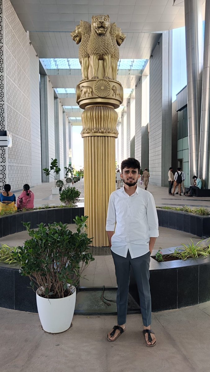 Yashwanth Mountaineer 🇮🇳 (@yashwanth_6) on Twitter photo In life, nothing stays forever — people, moments, even feelings… everything has an expiry date. Cherish, but never cling.
#LifeTruths
<a href="/yashwanth_6/">Yashwanth Mountaineer 🇮🇳</a> In life, nothing stays forever — people, moments, even feelings… everything has an expiry date. Cherish, but never cling.
#LifeTruths
<a href="/yashwanth_6/">Yashwanth Mountaineer 🇮🇳</a>