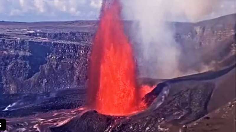 Alerta por erupción volcánica: colosal fuente de lava deja imágenes impactantes 
El volcán Kilauea en Hawái sorprendió con una imponente erupción que alcanzó los 300 metros de altura 
uniendovoces.com.mx/alerta-por-eru… 
Uniendo Voces Newspaper 

#actividadvolcánica #cultura
