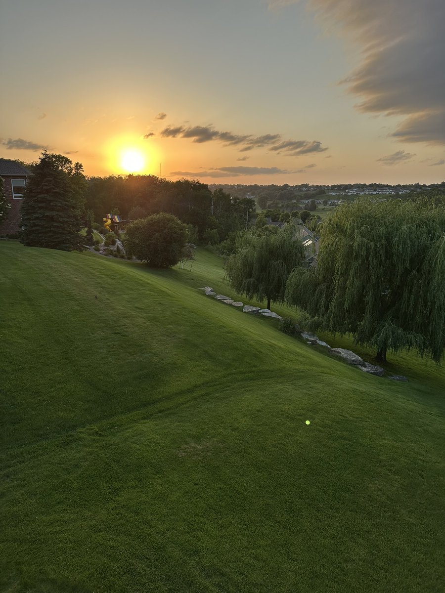 JamieVanGompel's tweet image. Happy Summer Solstice!  It doesn’t get any better than this in #Rochester #Minnesota @MayoClinic