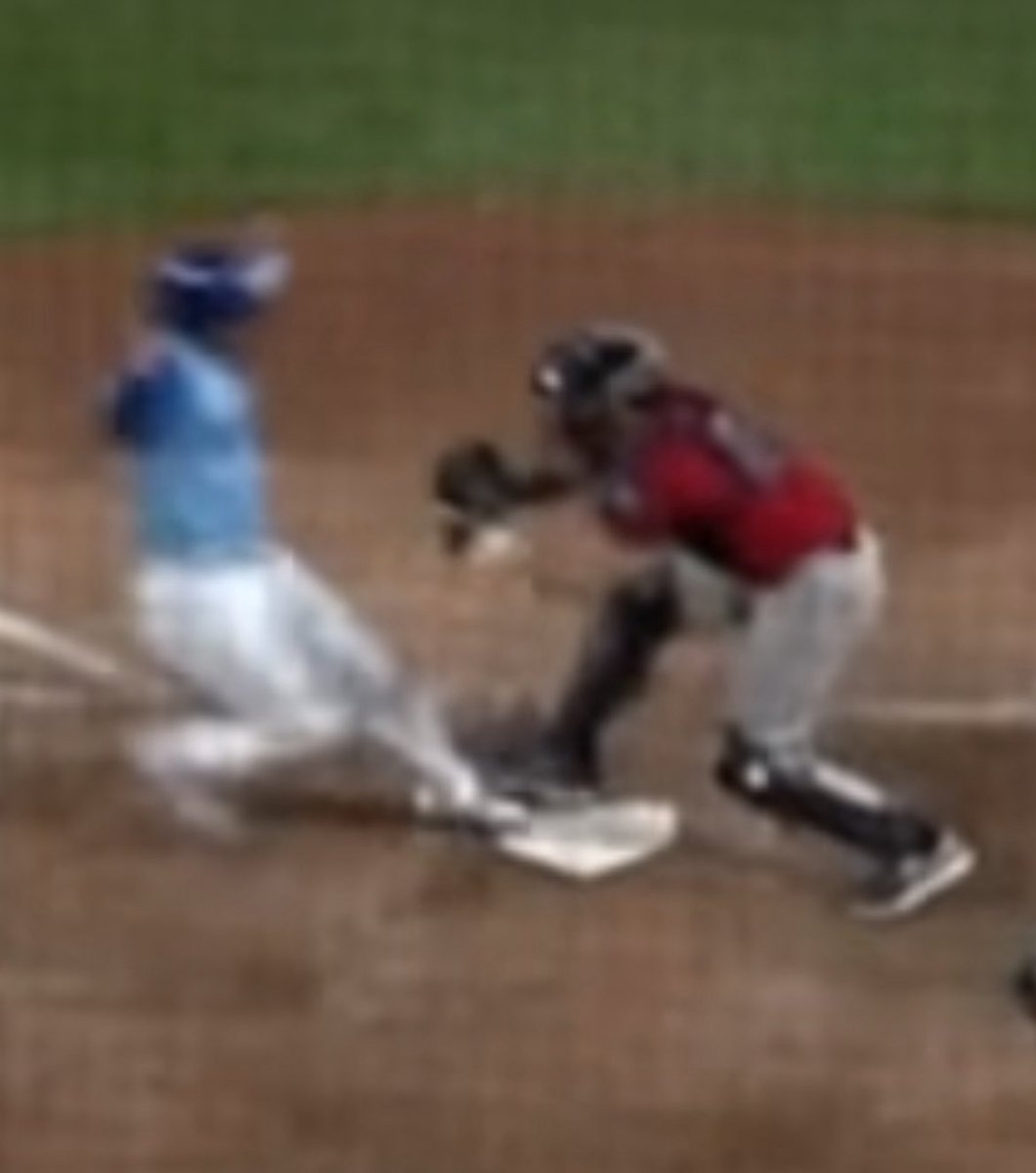 Rebecca Snyder tweet media