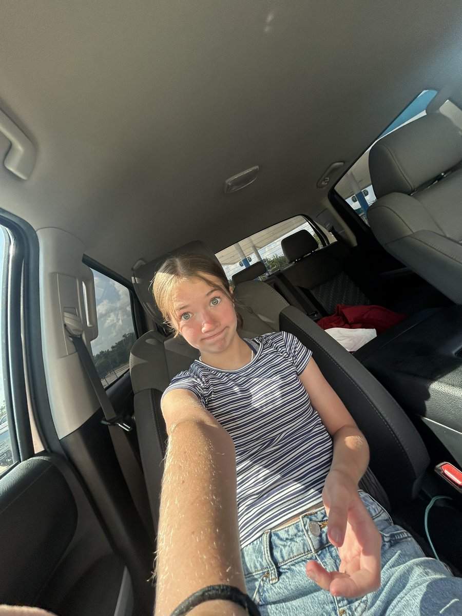 CockrellDelt's tweet image. 13 years ago I was blessed with a young girl who turned my world upside down! I love her soo! Happy birthday Reighan!