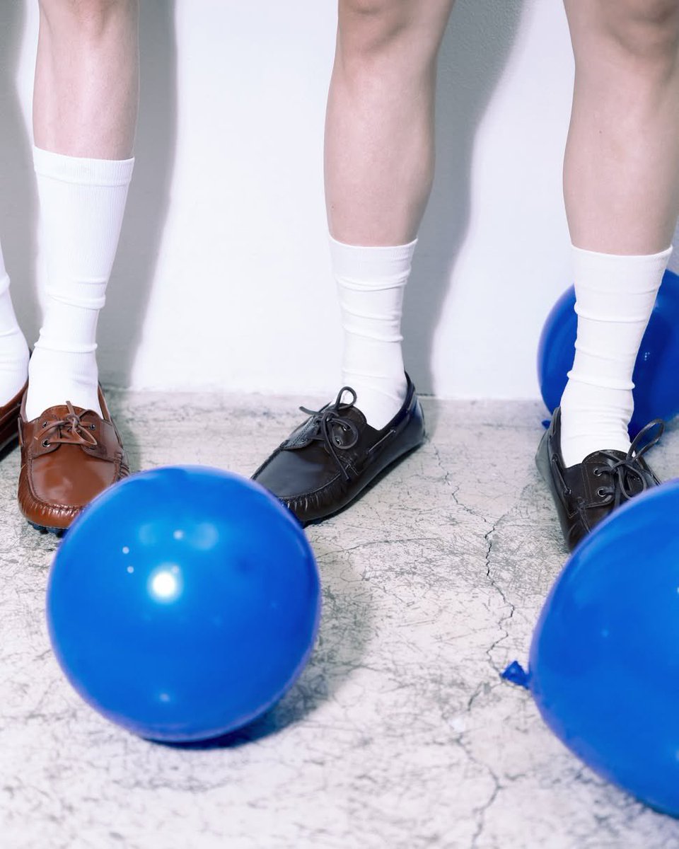 [ 2025.06.22 ] 𝙄𝙣𝙨𝙩𝙖𝙜𝙧𝙖𝙢 𝙐𝙥𝙙𝙖𝙩𝙚: dazedkorea

🔗: instagram.com/p/DLJMh72S30Z/…

DAZED Korea July Interview Preview - Trans INA

🦊: Gyuvin adalah orang yang sangat ceria. Dia tidak pernah kehilangan penampilannya yang cerah dan tidak pernah menunjukkan bahwa dia lelah,