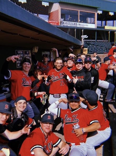 stephensewruk's tweet image. One of the best guys I’ve ever shared the field with. You made everyone around you better. Rest easy Kev, your legacy will never be forgotten. ❤️