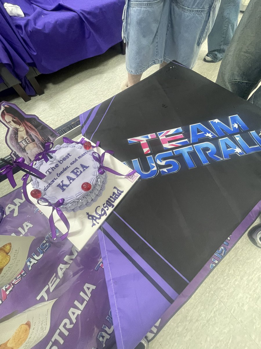 KaeaPearce_'s tweet image. Thank you @MnetKR for my beautiful cake!  #AGSQUAD
