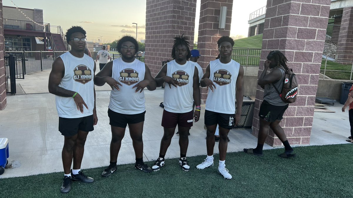 b1gsam4x's tweet image. I had a great day at @TXSTATEFOOTBALL with my boys overall I only loss 1 rep of 1on1s💪🏿
@CoachCrawford50 @Marshall_Reggie @CoachMikeOG @SkeeterRecruits @CoachRT1988
@CoachWritt
@CoachKDMattox
@HavenGarrett07_
@DakaraiSpencer
@Giancarlo2026
