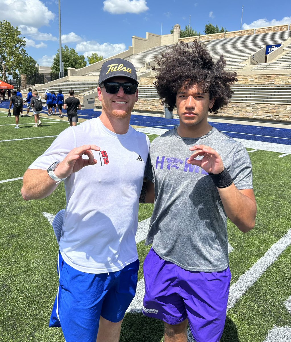 DeuceFui's tweet image. Had a great day at the @TulsaFootball camp! Got some good work in and enjoyed talking with the coaches!