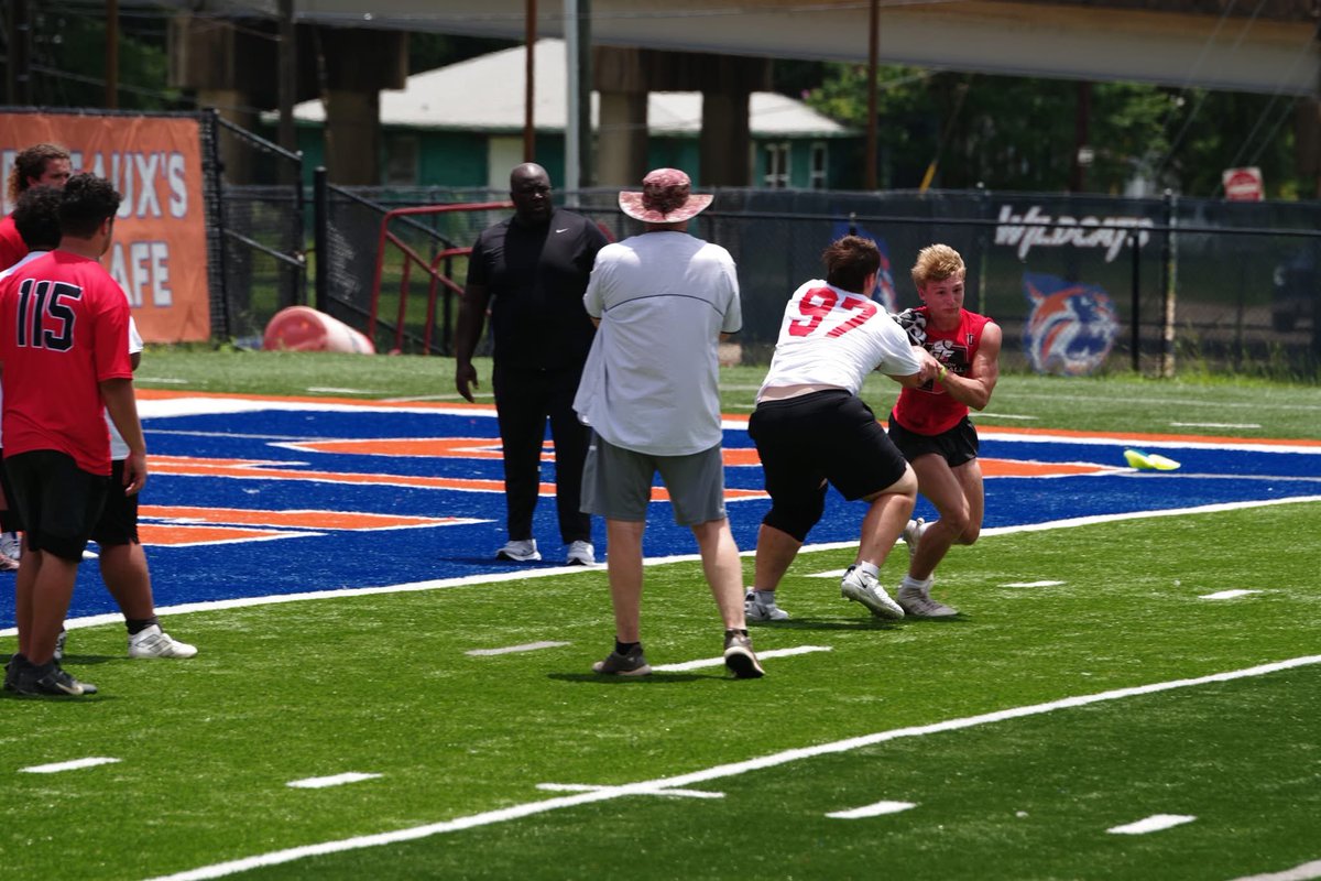 i_wallace72's tweet image. Had an amazing time at LCU and ARKANSAS this week!!!! #InTheLab 🧪
@jeritroser @4thqtmentality @MikeCoppage1 @RoyThompsonFB @rivalswoody @gridironfootbal @MarcusRandall19 @AndyBryson225 @CoachBradSmiley @CoachMateos @WestonZernechel @JeremyO_Johnson @CarlSt_Cyr @CoachShock_OBU…