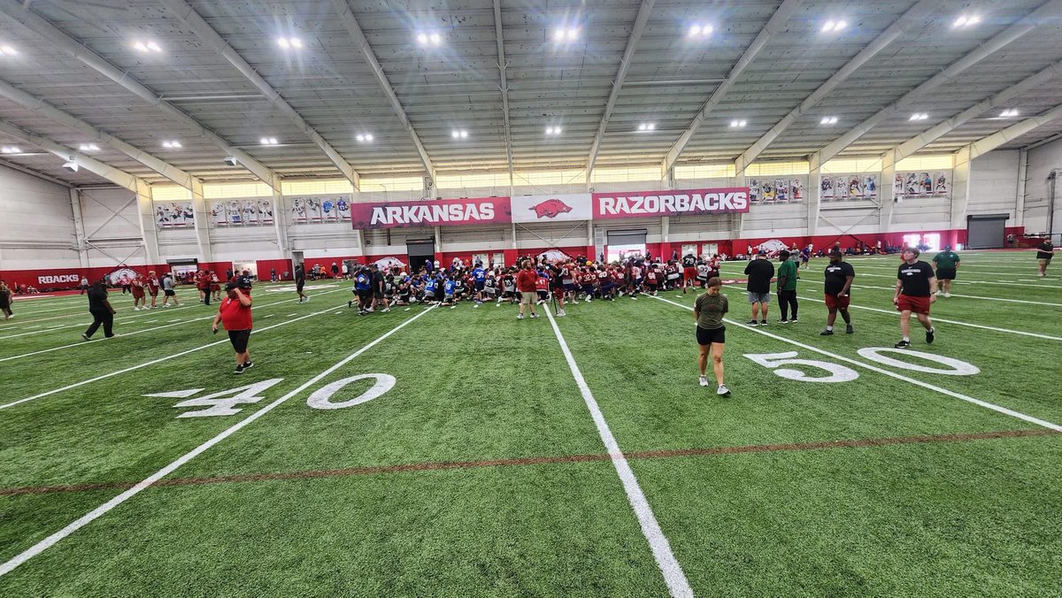 i_wallace72's tweet image. Had an amazing time at LCU and ARKANSAS this week!!!! #InTheLab 🧪
@jeritroser @4thqtmentality @MikeCoppage1 @RoyThompsonFB @rivalswoody @gridironfootbal @MarcusRandall19 @AndyBryson225 @CoachBradSmiley @CoachMateos @WestonZernechel @JeremyO_Johnson @CarlSt_Cyr @CoachShock_OBU…