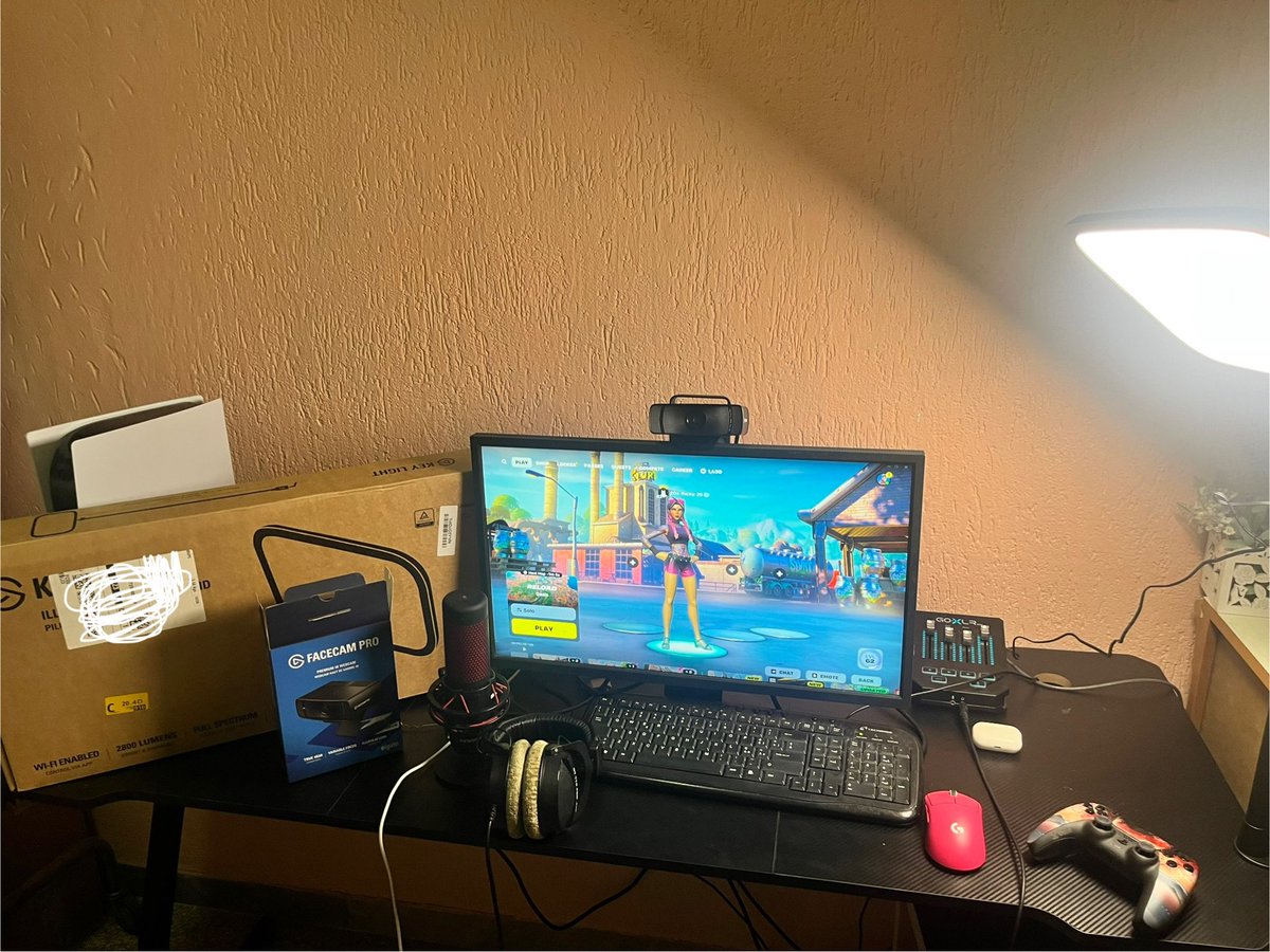 thanks <a href="/froxycreations/">froxy</a> <a href="/doog46/">simone</a> for fully upgrading my setup, time to lock in now.