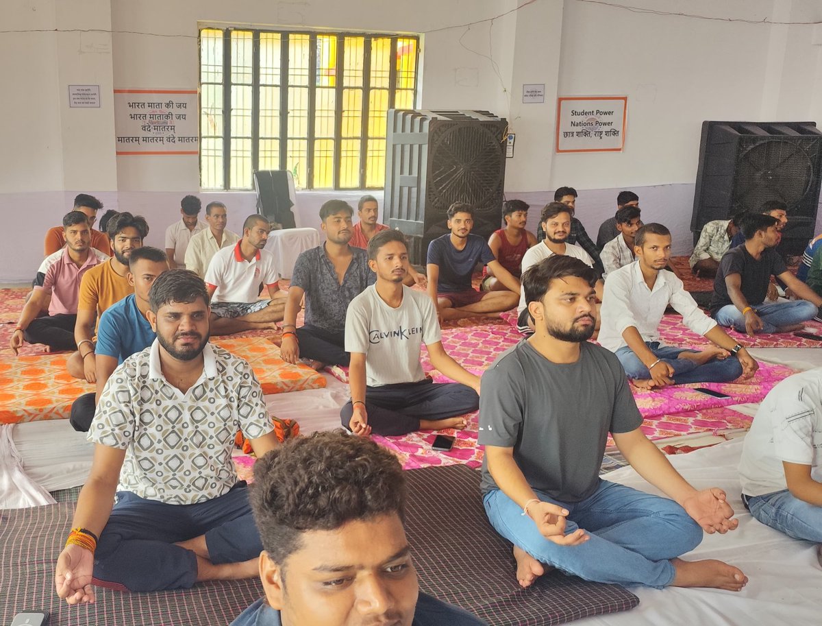 योगः कर्मसु कौशलम्।
योग दिवस की सभी को हार्दिक शुभकामनाएं!
#YogaDay2025 #InternationalYogaDay