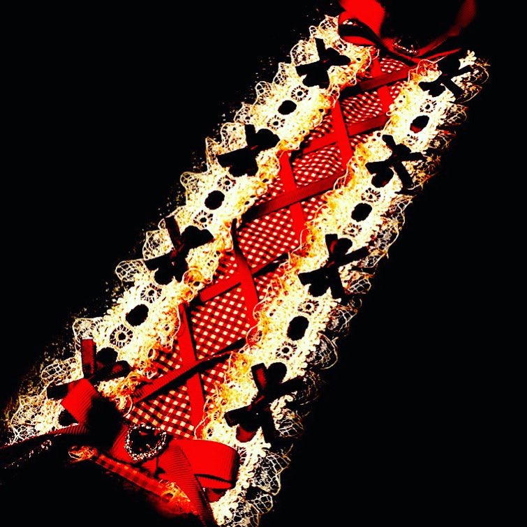 mi54678's tweet photo. 初めてヘッドドレス作った！
#ハンドメイド https://t.co/jJnfQWv7u2