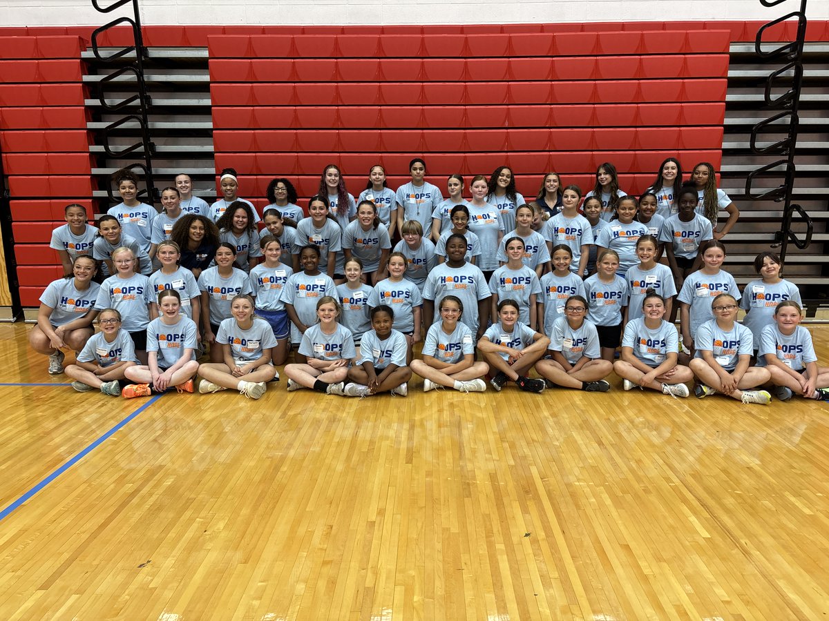 Hoops4HopeCamp's tweet photo. Last day of camp was the best one yet! Check out all of our prize winners below, and thanks to Coach Joe Luce for helping out today. https://t.co/oiGpmqFacQ