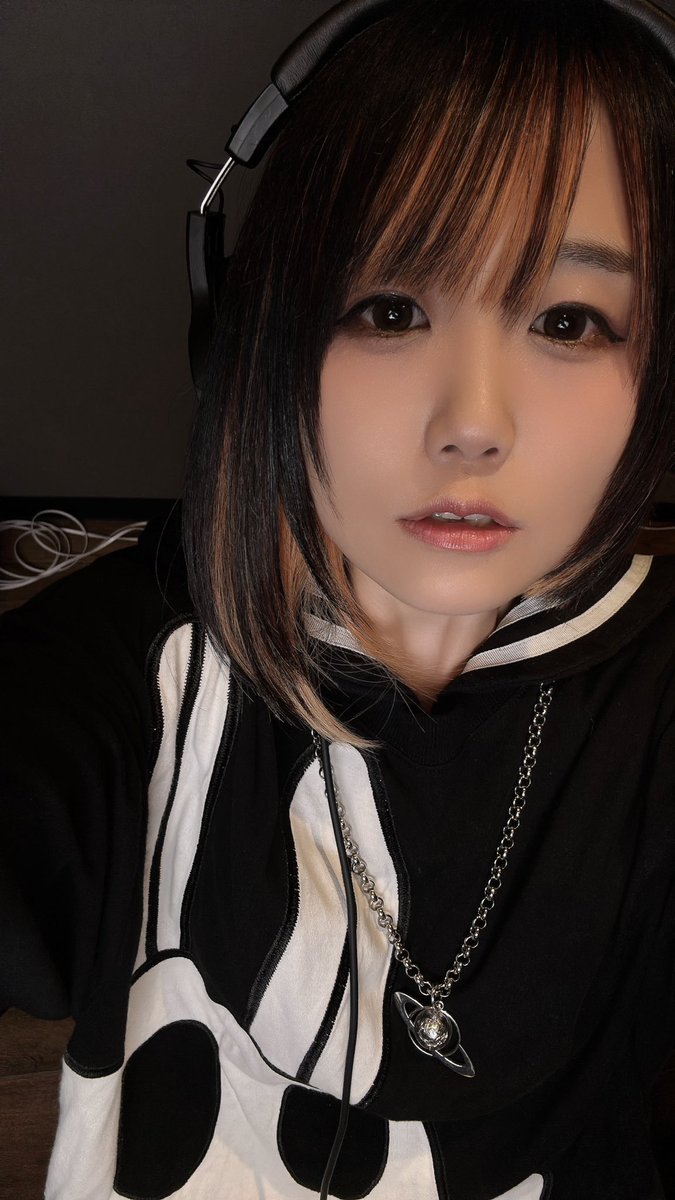 こんにちなす🖤🦴