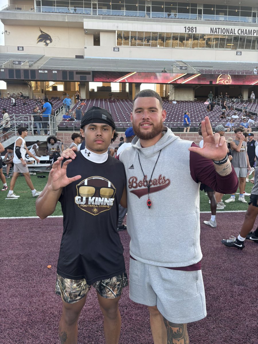 TyScott15_'s tweet image. Thanks for having me at camp today @TXSTATEFOOTBALL! Had fun competing and showcasing my skills.
4/6 on reps today at Slot Wr!
@CoachMart1nez @GJKinne