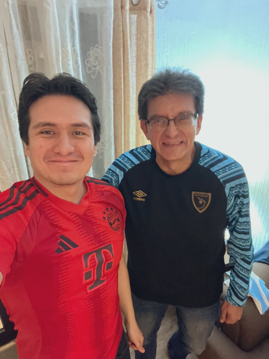 Plinio Herrera (@plinioherrera13) on Twitter photo One of the best memories I have is my father waking me up at 5 am to watch the <a href="/FCBayern/">FC Bayern München</a> vs Boca in Japan when I was a little kid in 2001. 24 years later we are watching a Bayern - Boca again together. #MiaSanMia One of the best memories I have is my father waking me up at 5 am to watch the <a href="/FCBayern/">FC Bayern München</a> vs Boca in Japan when I was a little kid in 2001. 24 years later we are watching a Bayern - Boca again together. #MiaSanMia