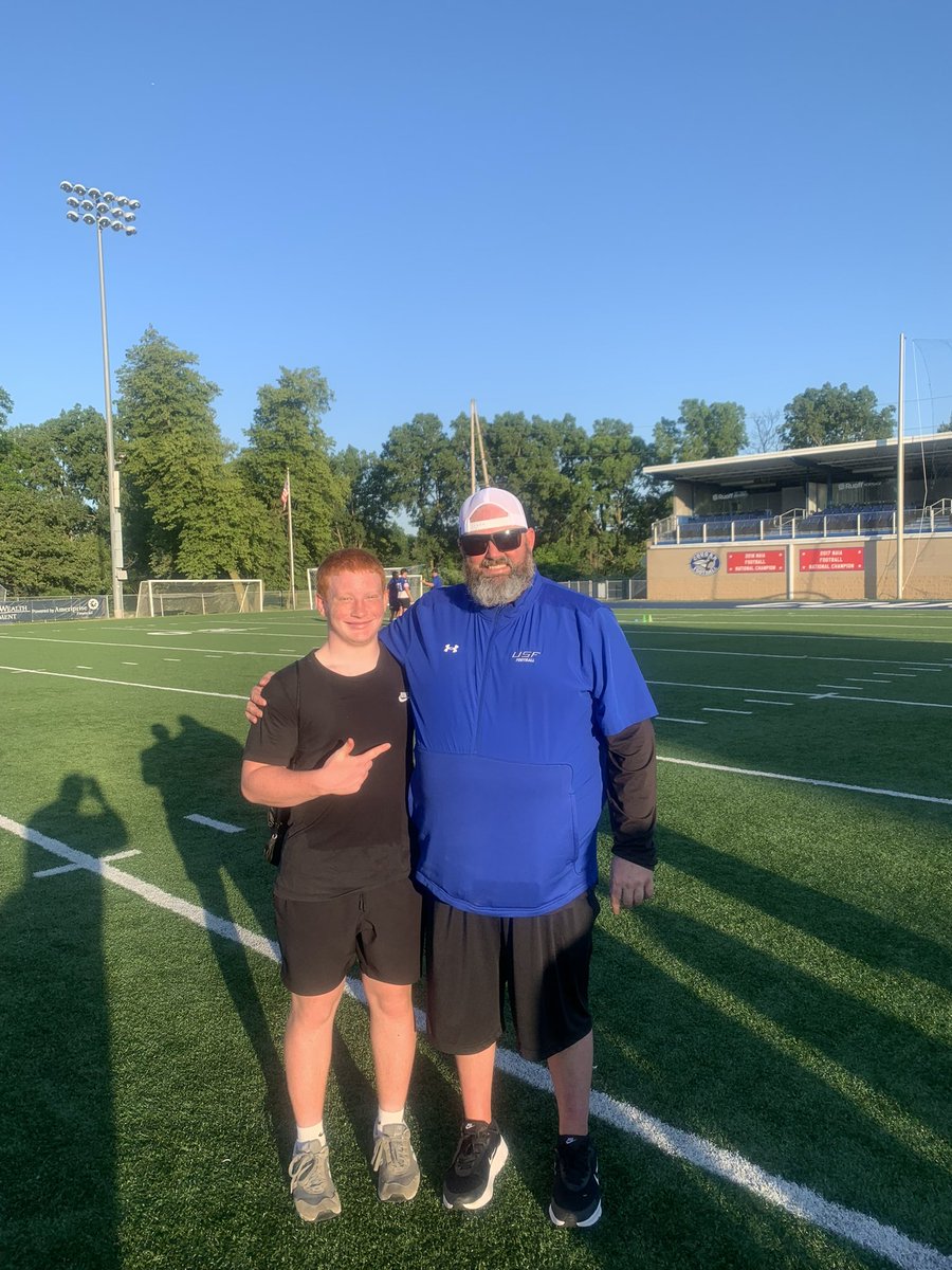 I want to thank <a href="/StFrancisStrong/">Saint Francis Football S&C</a>  for having me down for camp. I had an amazing time! <a href="/CoachDreyer64/">Austin Dreyer</a> <a href="/elipatchettUSF/">Eli Patchett</a>
