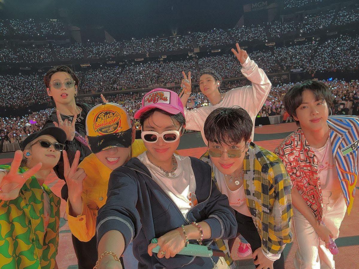 Indie5051's tweet image. Es OFICIAL Los 7 miembros de BTS han concluido su servicio militar.

Ahora sí, el regreso más esperado del K-pop está cada vez más cerca.