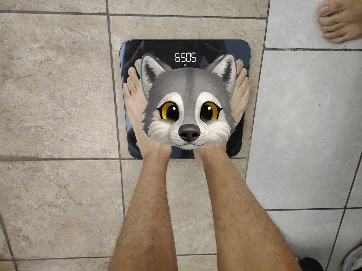En peso, lesionado pero listo para mañana repartir magia. 🐺💎.