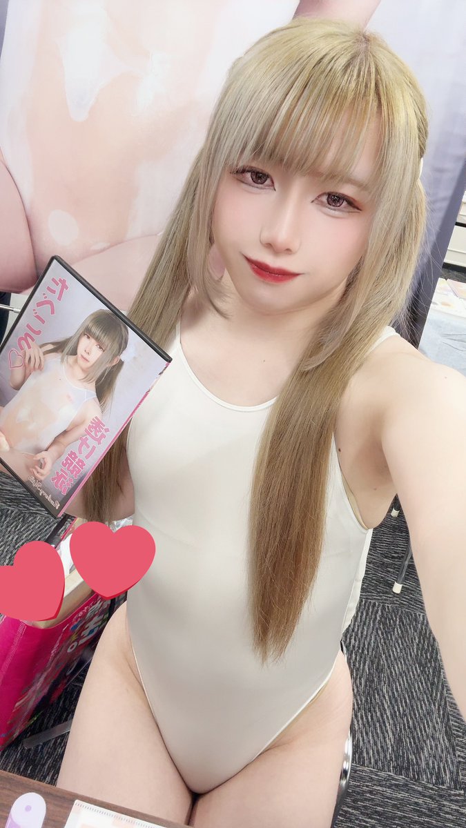 ぺにま〜！！！！！！！
新刊あるｱﾙ🫧
今日ビジュいい🤩現地で握手🤝

#PNM4 #ぺにま