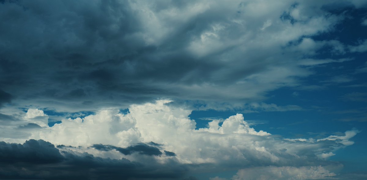 NOTHING_Yukun's tweet image. 📸来自天空⛈️
