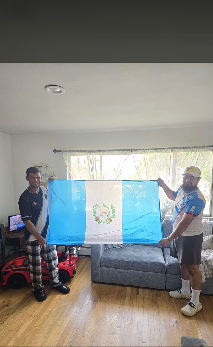 you_gooodd's tweet photo. #VeranoFutbolero Vamos guate https://t.co/iJVFfrooF6