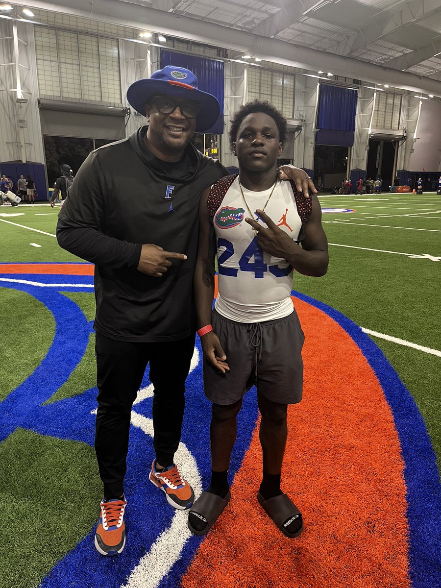 javaris gardner (@_javarisgardner) on Twitter photo wanna thank coach for letting borrow his time to show off my talent, i really appreciate the opportunity❤️ #GoGators #AGTG <a href="/CoachJuluke/">Jabbar Juluke</a> wanna thank coach for letting borrow his time to show off my talent, i really appreciate the opportunity❤️ #GoGators #AGTG <a href="/CoachJuluke/">Jabbar Juluke</a>
