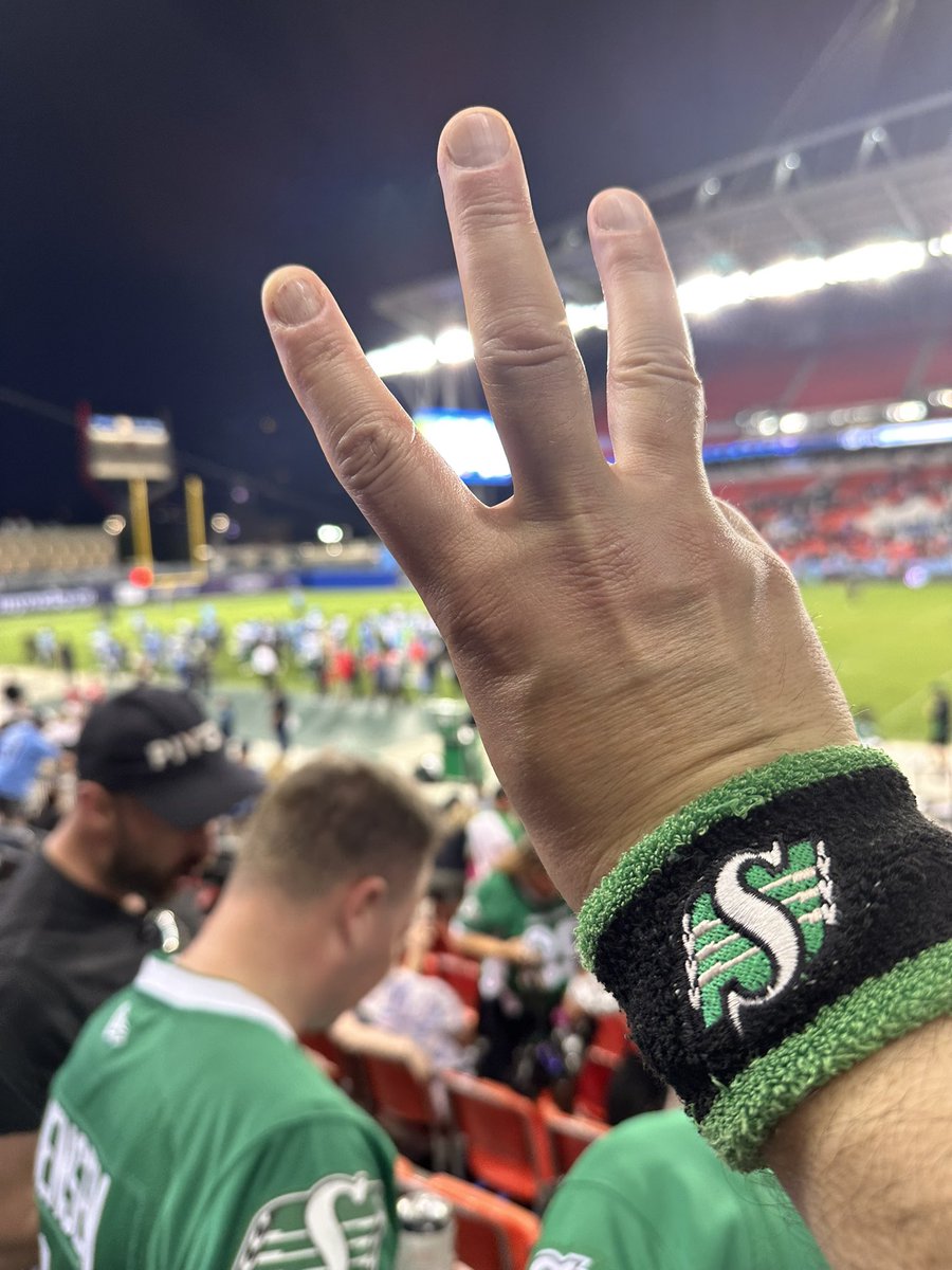 osmachenko's tweet photo. 3-0 Riders Win #SuperMario https://t.co/k90mX1KLV1