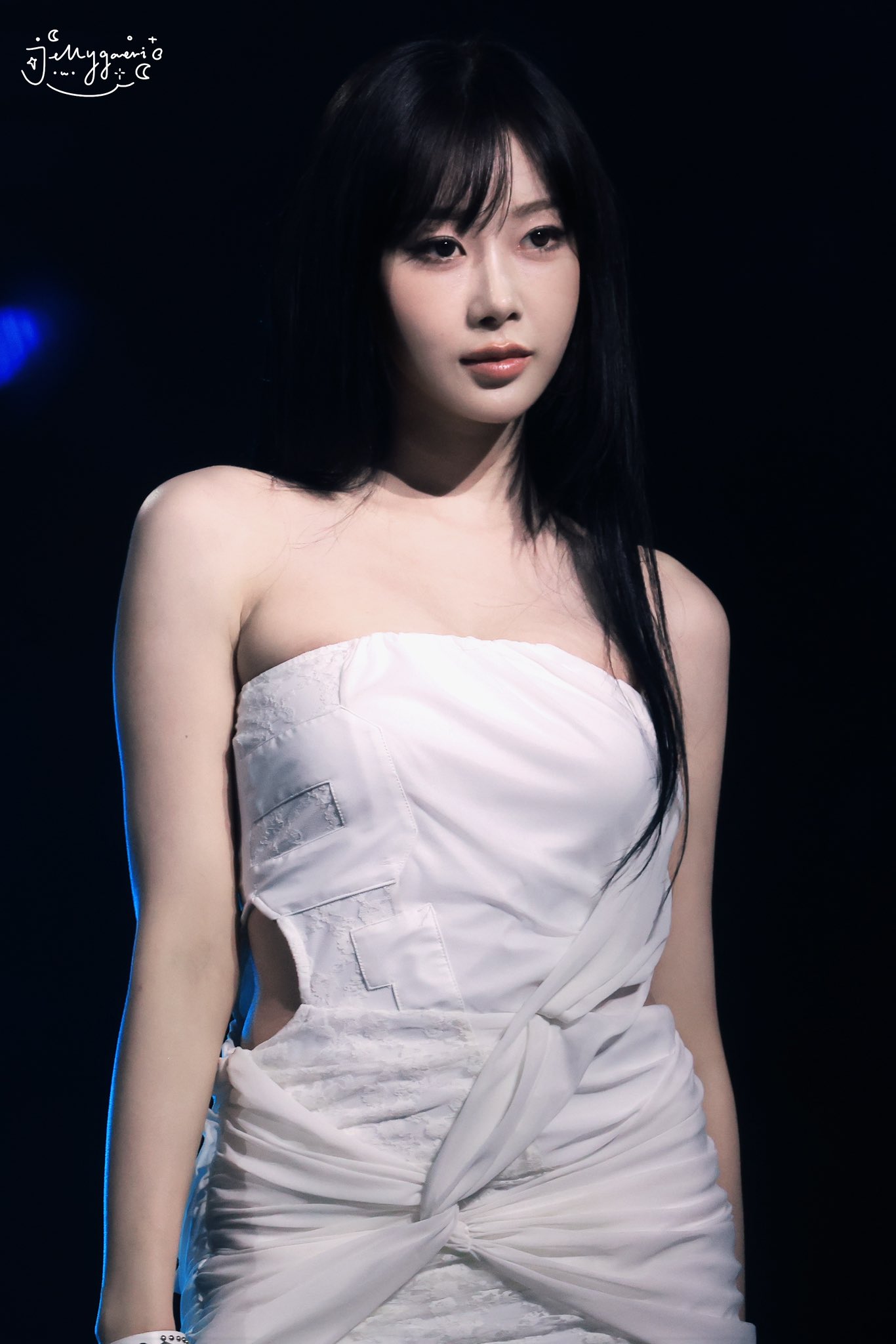 aespa savageジゼル 中国 一直娱 yizhiyu 3枚セット aespa #ジゼル - Be 𝐌𝐘 æ - aespa 에스파 Gallery | Facebook