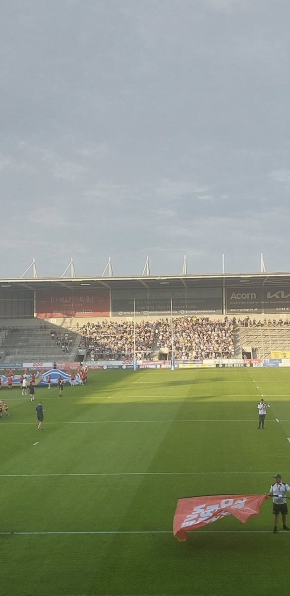Rugby League Away Fans (@rlawayfans_) on Twitter photo ๐ฆ <a href="/leedsrhinos/">Leeds Rhinos</a> away at <a href="/Saints1890/">St.Helens R.F.C.</a> last night for some <a href="/SuperLeague/">Betfred Super League</a> action ๐ด
<a href="/TeelingChris/">Chris Teeling</a> ๐ธ ๐ฆ <a href="/leedsrhinos/">Leeds Rhinos</a> away at <a href="/Saints1890/">St.Helens R.F.C.</a> last night for some <a href="/SuperLeague/">Betfred Super League</a> action ๐ด
<a href="/TeelingChris/">Chris Teeling</a> ๐ธ