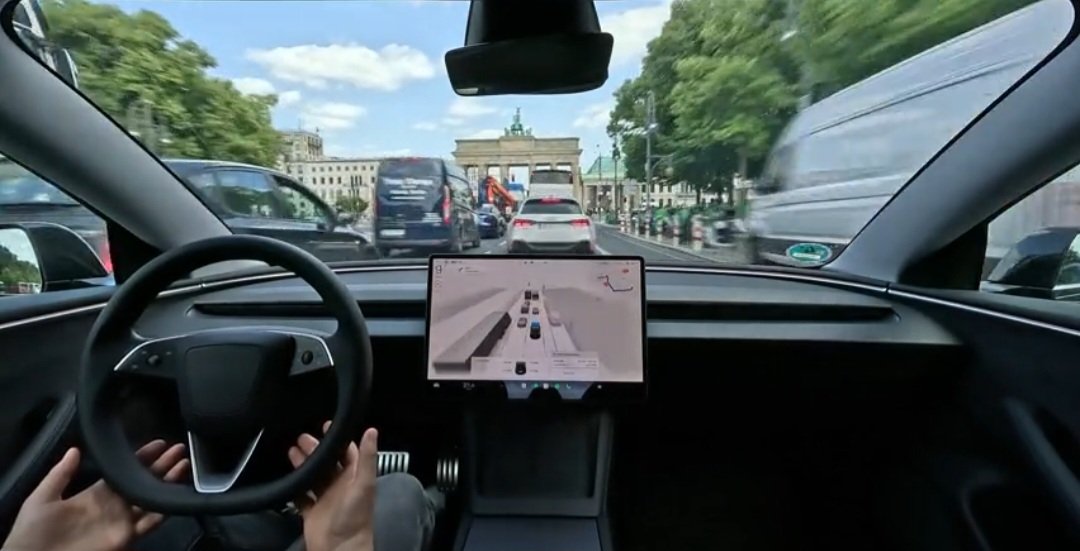 Tesla a guida autonoma per le strade di Berlino dopo Roma, Parigi e Amsterdam

ansa.it/amp/canale_mot…
#SelfDrivingCars #AI #IoT #5G #AutonomousVehicles #autonomous #Robot #startup #SmartCity #robotaxi #travel #tech #technology #mobility #delivery #Transport
#Auto #TechTrends