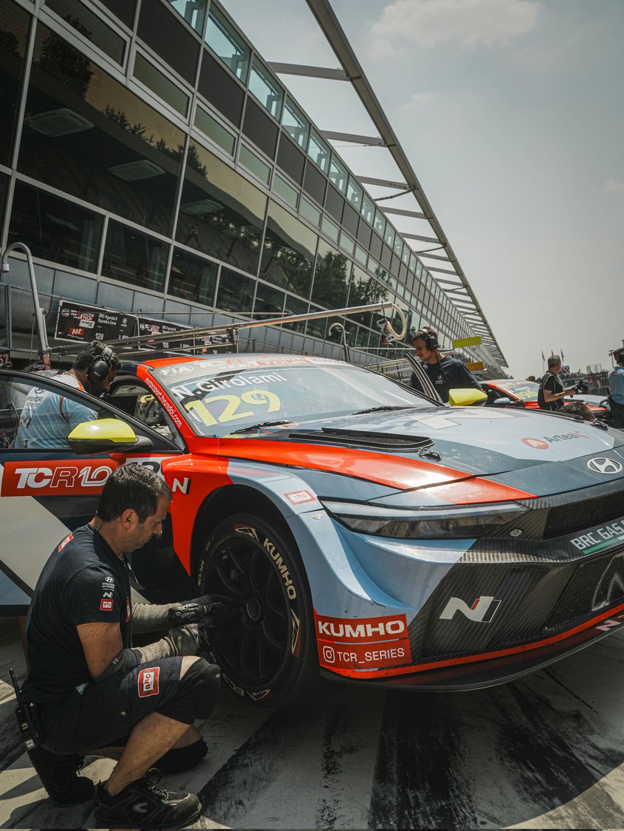 Nestor Bebu Girolami (@bebugirolami) on Twitter photo It's RACE DAY at Monza! Ready for today's qualifying (09:40 CEST) and race (15:00 CEST). Follow my on-track adventures here 👇
▶️ youtube.com/@TCRTV/streams
⏱️ livedataacisport.perugiatiming.com/Sessioni/8ecde…
<a href="/HMSGOfficial/">Hyundai Motorsport</a> <a href="/BRCGasEquipment/">BRC Gas Equipment</a> #TCRWorldTour It's RACE DAY at Monza! Ready for today's qualifying (09:40 CEST) and race (15:00 CEST). Follow my on-track adventures here 👇
▶️ youtube.com/@TCRTV/streams
⏱️ livedataacisport.perugiatiming.com/Sessioni/8ecde…
<a href="/HMSGOfficial/">Hyundai Motorsport</a> <a href="/BRCGasEquipment/">BRC Gas Equipment</a> #TCRWorldTour