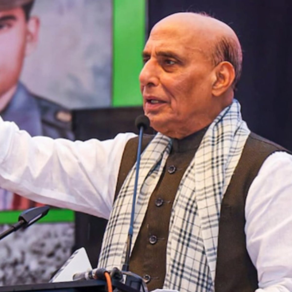 shorts_91's tweet image. Rajnath Singh warns Pakistan: Any new terror attack will face disastrous response. Operation Sindoor isn't over yet!

Read more on shorts91.com/content-detail…

#RajnathSingh #OperationSindoor #IndiaStrikesBack #DefenceNews #PoK #Terrorism #IndianArmy