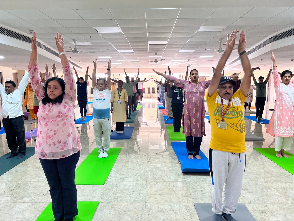 National Centre for Disease Control (@ncdcmohfw) on Twitter photo Happy to share that the ‘Yoga Sangam’ event was successfully organised by NCDC on 21st June 2025 at NCDC, Delhi as part of #IDY2025.
Let’s continue to spread the spirit of #YogaForOneEarthOneHealth 🌍🧘
<a href="/MoHFW_INDIA/">Ministry of Health</a> @MoAYUSH
#InternationalDayofYoga2025 #NCDCIndia #YogaSangam Happy to share that the ‘Yoga Sangam’ event was successfully organised by NCDC on 21st June 2025 at NCDC, Delhi as part of #IDY2025.
Let’s continue to spread the spirit of #YogaForOneEarthOneHealth 🌍🧘
<a href="/MoHFW_INDIA/">Ministry of Health</a> @MoAYUSH
#InternationalDayofYoga2025 #NCDCIndia #YogaSangam
