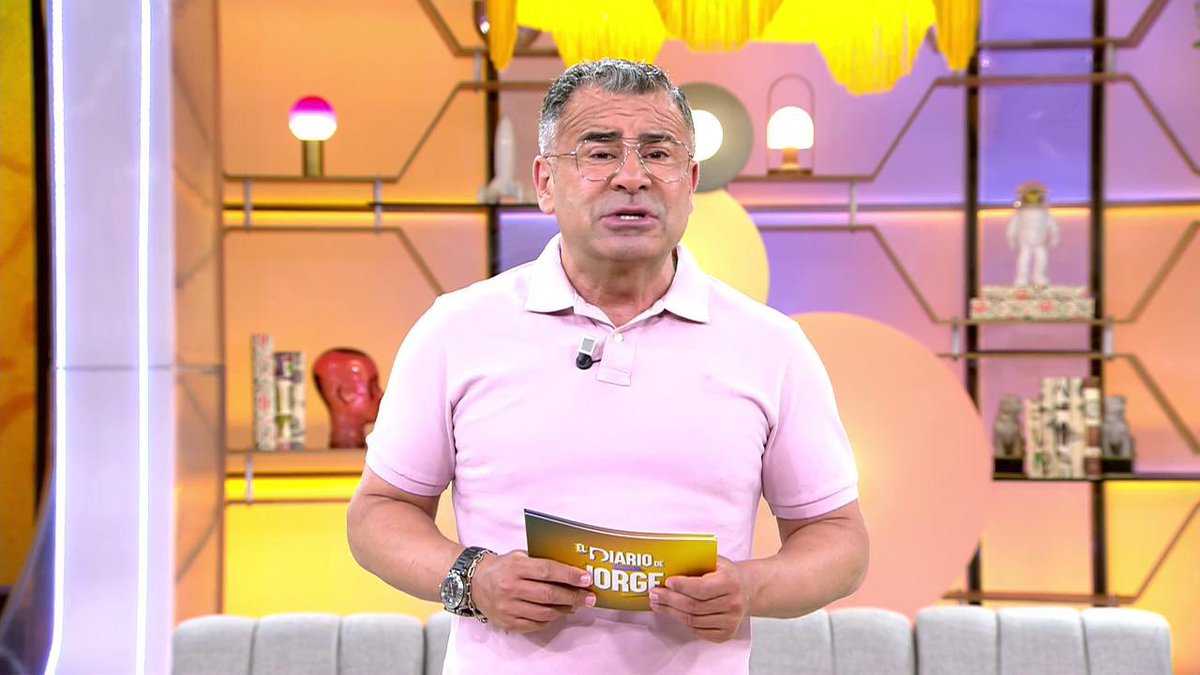📝 'El diario de Jorge', con <a href="/jjaviervazquez/">Jorge Javier Vázquez</a>, finaliza la semana en <a href="/telecincoes/">Telecinco</a> LÍDER sobre su rival con un gran 10% de cuota de pantalla 

📝 LÍDER en jóvenes de 13-24 con un 11,7% y 25-44 con un 9,5%. También es la opción favorita en mujeres con un 13,1%