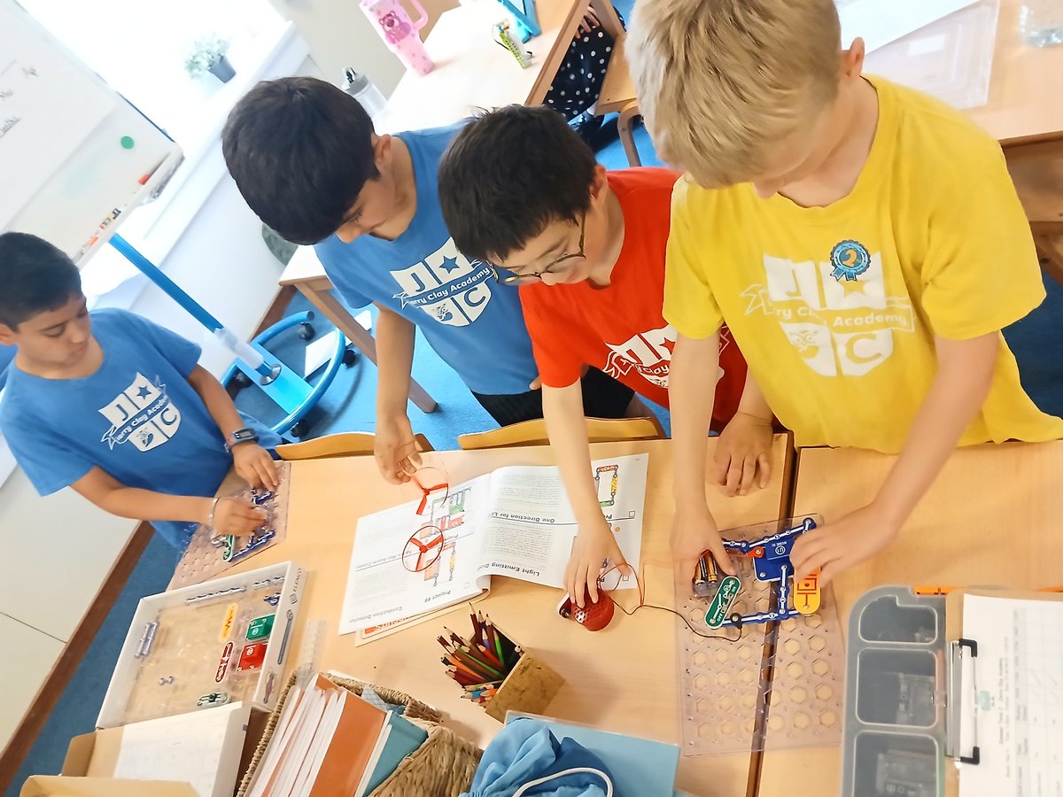 iZWiZ Robotics tweet media