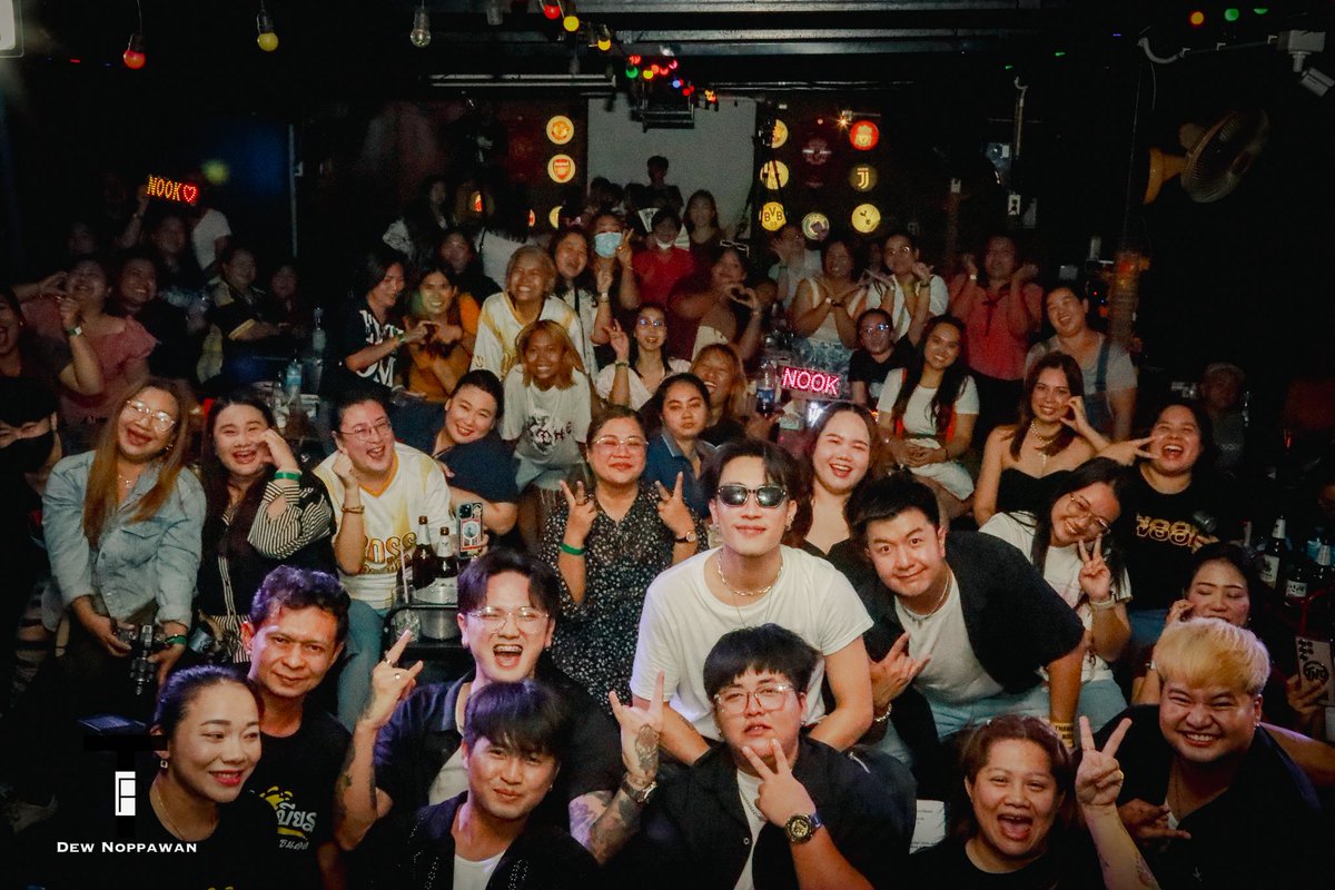 Nook_Official's tweet photo. 𝟐𝟎 𝐉𝐮𝐧𝐞 𝟐𝟎𝟐𝟓
" คอนเสิร์ต เปิดร้านเหล้า แกล้มเบียร์ จตุจักร เบียร์การ์เด้น"

ขอบคุณทีมผู้จัด และร้าน จตุจักร เบียร์การ์เด้น ศรีราชา จ.ชลบุรี ได้มาเล่นที่นี่ครั้งแรก อบอุ่นมากครับ ขอบคุณพี่ๆที่มาหน้าเวที  สนุกไปกับพวกเรา เห็นทุกคนร้อง เต้น มีความสุข ชื่นใจจังเลยย ขอบคุณทุกคอมเม้นจากทีมหน้าจอด้วยน้าา

 รักนะ จุ๊ปป❤️

#นุ๊กธนดล
#NookThanadon
#NookThanadonOfficial