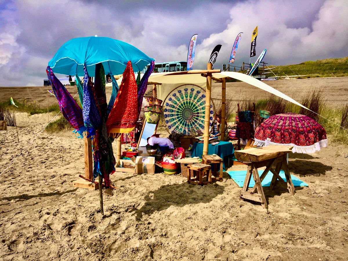 LisetteOpTexel's tweet photo. Zomer in t land, festival aan het strand!๐๏ธ
Welke gaan jullie bezoeken dit festivalseizoen?
#Texel #netherlands #summer #zomer #Junieke_Fotografie #festival #zomerpauze #cas #concertatsea #itgwo #oerol #parade #boulevard #festivalgirls @ThePhotoHour https://t.co/QizWCLgkYc