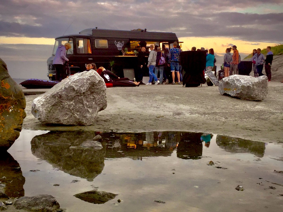 LisetteOpTexel's tweet photo. Zomer in t land, festival aan het strand!๐๏ธ
Welke gaan jullie bezoeken dit festivalseizoen?
#Texel #netherlands #summer #zomer #Junieke_Fotografie #festival #zomerpauze #cas #concertatsea #itgwo #oerol #parade #boulevard #festivalgirls @ThePhotoHour https://t.co/QizWCLgkYc