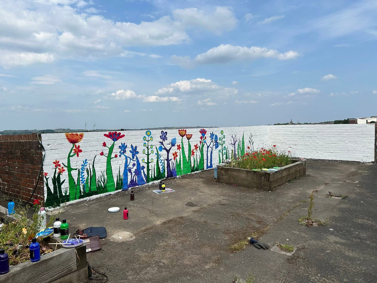 Building Self-Belief (@bsbcio) on Twitter photo Our volunteers worked all day yesterday on the Oxhill Nursery School mural to make the most of the dry weather. βοΈA special thank you to Anna and Beth for their fabulous work ππππ <a href="/PointNorthCF/">Point North</a> #KnowYourNeighbourhood #SustainabilityFund #StanleyCommunityFund ππ Our volunteers worked all day yesterday on the Oxhill Nursery School mural to make the most of the dry weather. βοΈA special thank you to Anna and Beth for their fabulous work ππππ <a href="/PointNorthCF/">Point North</a> #KnowYourNeighbourhood #SustainabilityFund #StanleyCommunityFund ππ