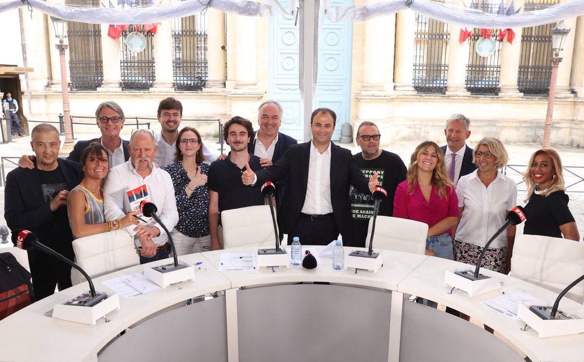 ❤️ MERCI 🙏🏼
Excellent score sur <a href="/RMCStory/">RMC Story</a> hier pour la fin de tournée des 20 ans des GG, en direct devant l’Assemblee nationale :

🏆  6,7% PdA 4+ : 3ème chaîne nationale, record de saison !
🏆  16,4% PdA 25-49 ans : 1ère chaîne nationale, record historique !
🏆  34,1% PdA H25-49
