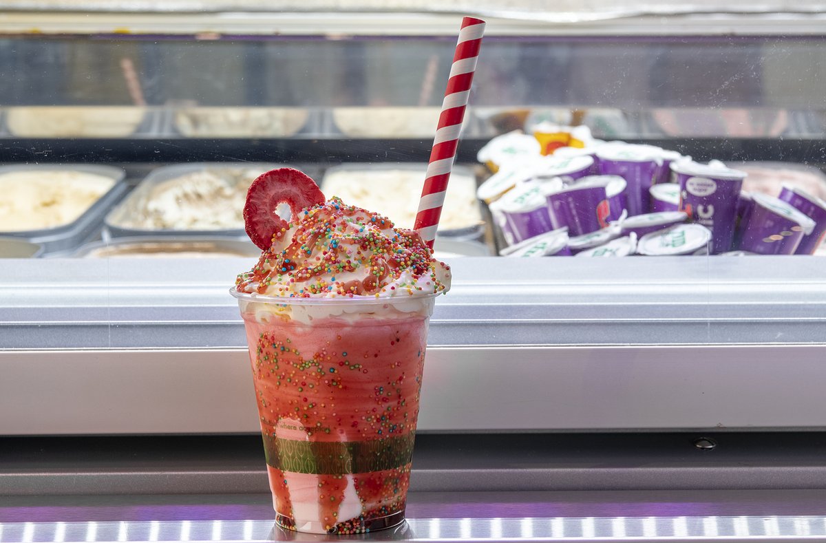 sciencemuseum's tweet image. Looking to beat the heat? We’ve got you covered 🌞
🍦 Grab delicious freshly made milkshakes and ice cream tubs from our much-loved Shake Bar on level 3
🆒 IMAX: The Ronson Theatre is fully air-conditioned, so you can cool off while you enjoy a spectacular 3D documentary
🩺…