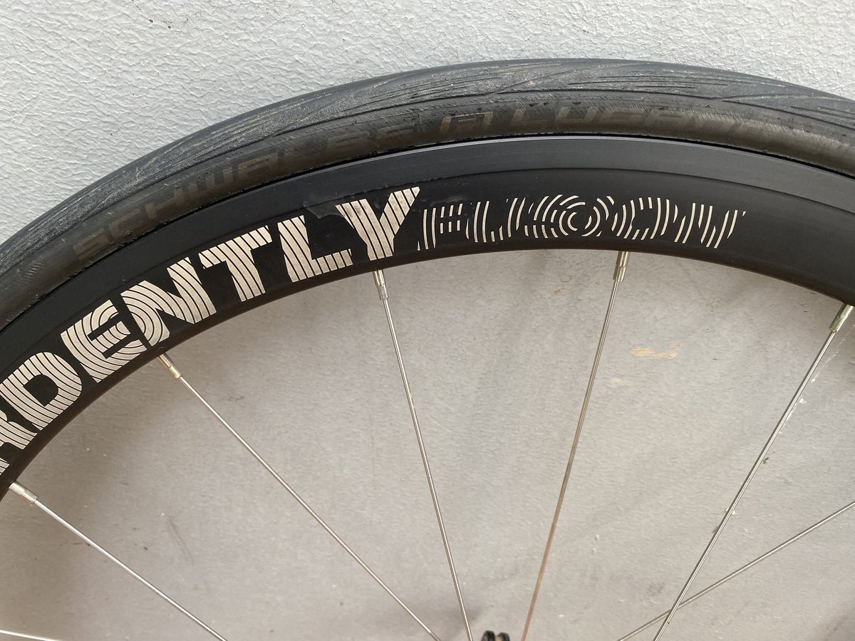 Pedagang Bekasi tweet media