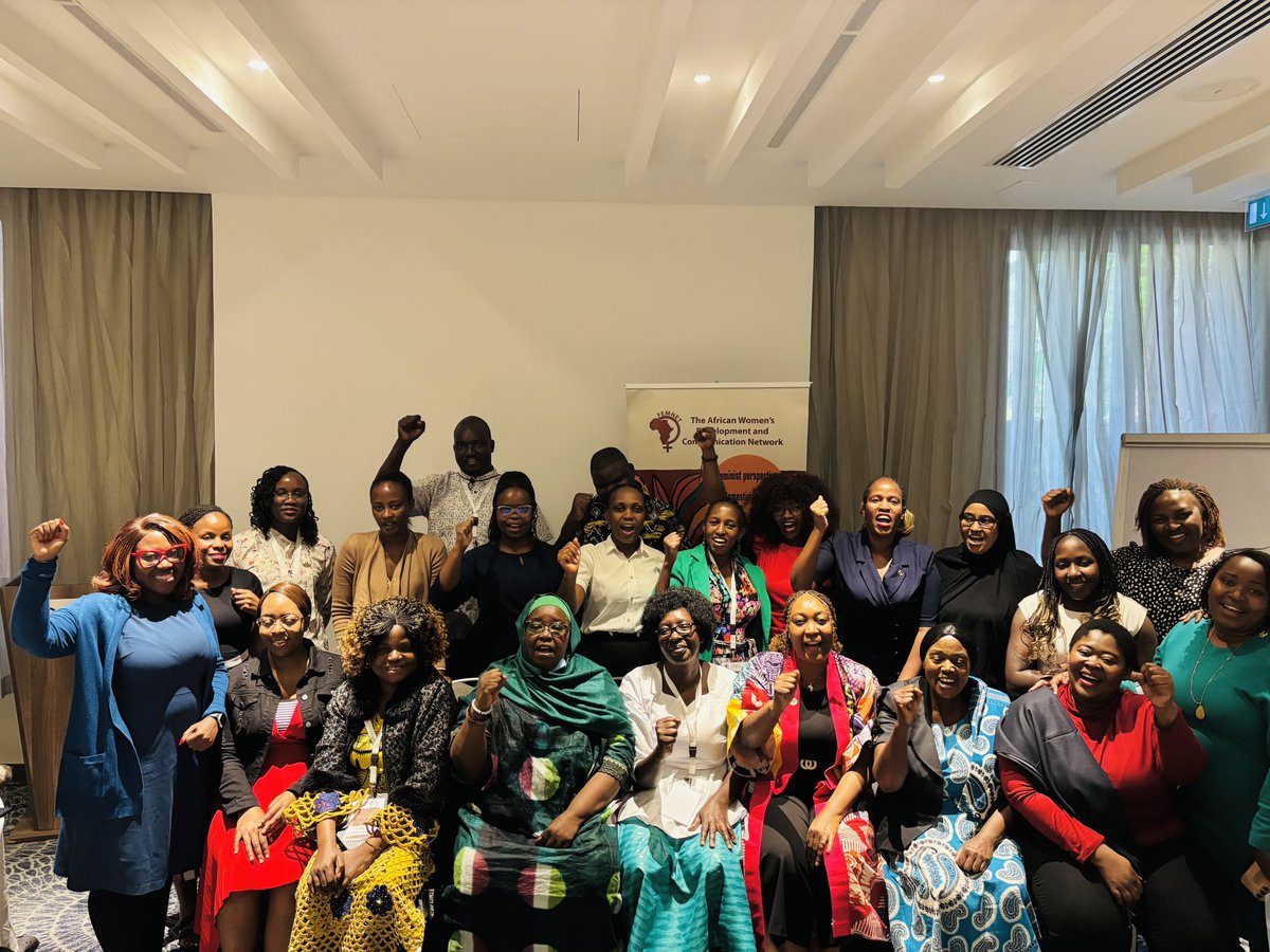 shallote yk tweet media