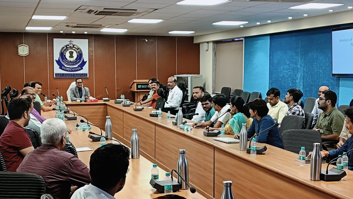 A training session was conducted on 20th June, 2025 in Raigad Audit Commissionerate by Shri Anand N. Kollengode, Asstt. Commr.(Retd.) on Analysis of Financial Statements for GST Audit under supervision of Commissioner Shri Kamlesh kumar Gupta.
