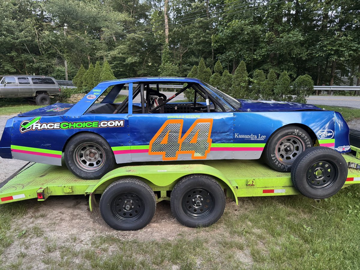 FlashMotorsport's tweet photo. 2025 Wild n Wacky Season is here!

@speedbowlct see ya Sunday! 🏁🏁🏁 https://t.co/G8AlvCtLQD