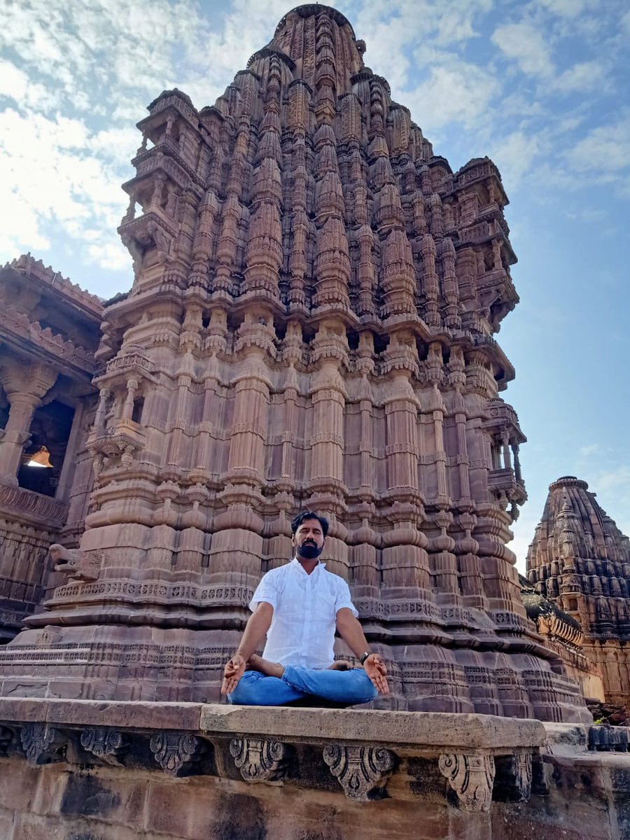 11वें विश्व योग दिवस की हार्दिक शुभकामनाएं...
#Yoga 
#YogaDay 
#YogaDay2025