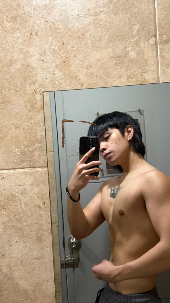 rambubutan's tweet photo. sino meron scandal ni king?
#alterbagets #alterbataan https://t.co/jDq2tHBJFt